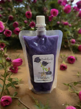 Load image into Gallery viewer, Dark Rose & Labdanum Squishy Wax