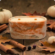 Load image into Gallery viewer, White Pumpkin Maple Crunch Concrete Candle