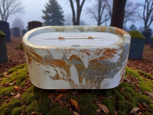 Palo Santo and Sandalwood concrete candle, a soothing blend for relaxation
