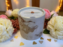 Load image into Gallery viewer,  Holiday Spice Concrete Candle with Warm Fragrance
Handmade concrete candle with holiday  spice fragrance and a unique, textured design
